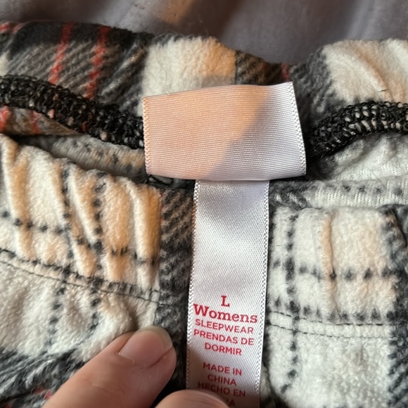 Fuzzy plaid Pj pants - Picture 2 of 2